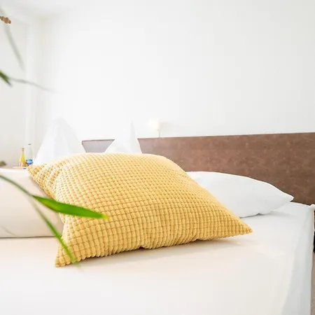 Sonne - Self Check-in